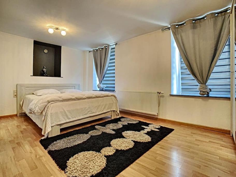 Vue Sur Meuse Avec Jacuzzi Et Sauna Exterieur. Yvoir Ngoại thất bức ảnh