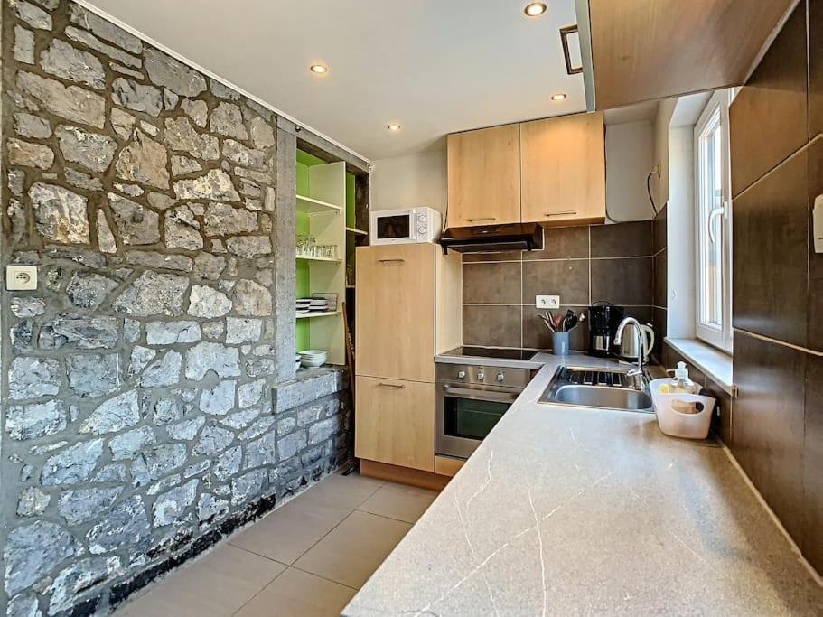 Vue Sur Meuse Avec Jacuzzi Et Sauna Exterieur. Yvoir Ngoại thất bức ảnh